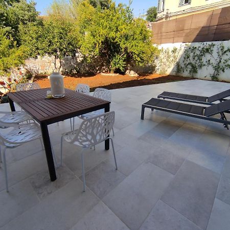 Apartvilla Castropola Екстериор снимка