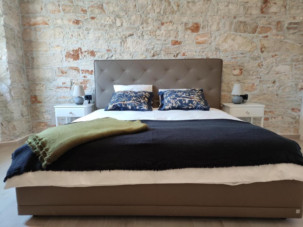 Apartvilla Castropola Екстериор снимка