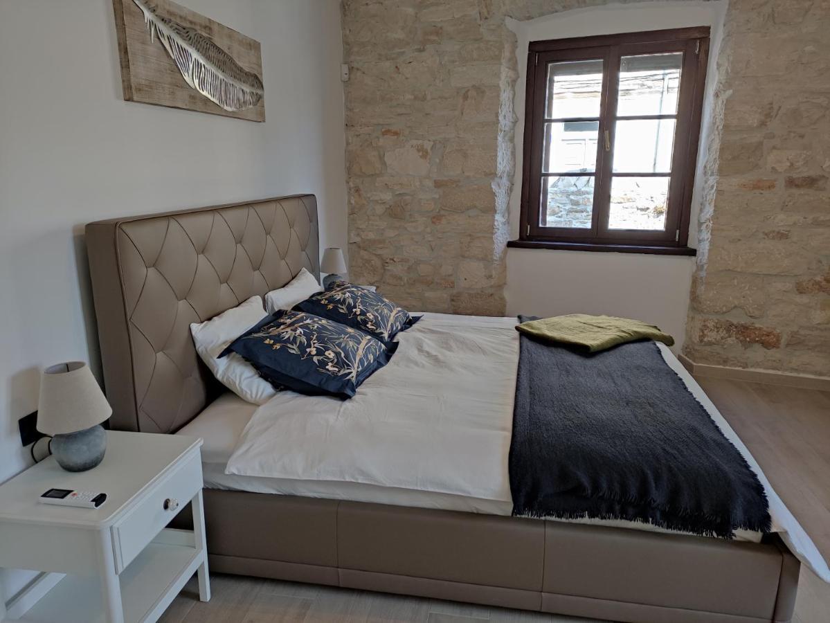 Apartvilla Castropola Екстериор снимка