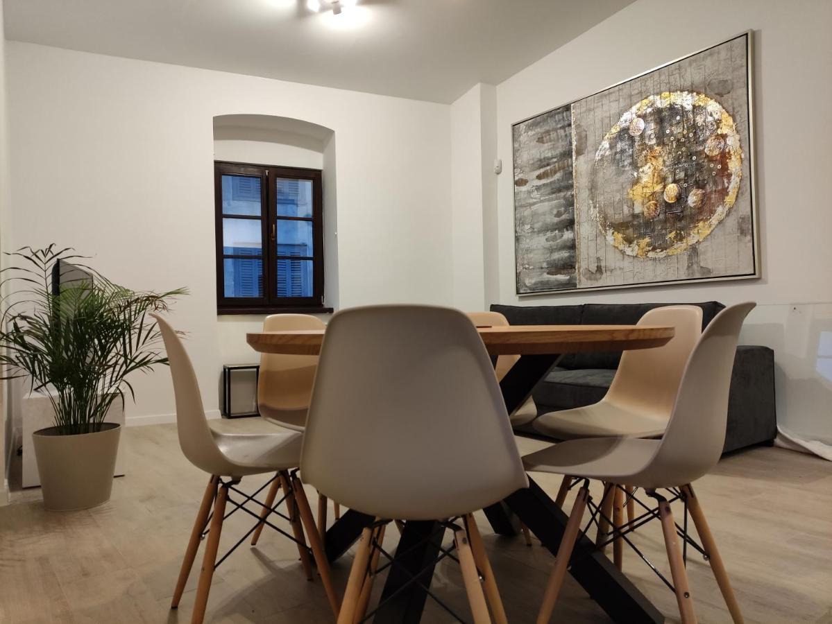 Apartvilla Castropola Екстериор снимка