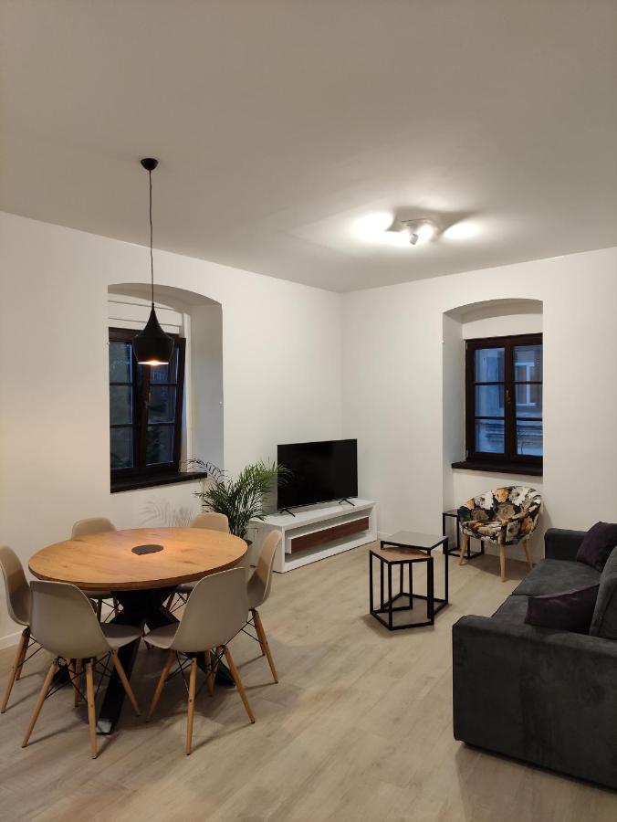 Apartvilla Castropola Екстериор снимка