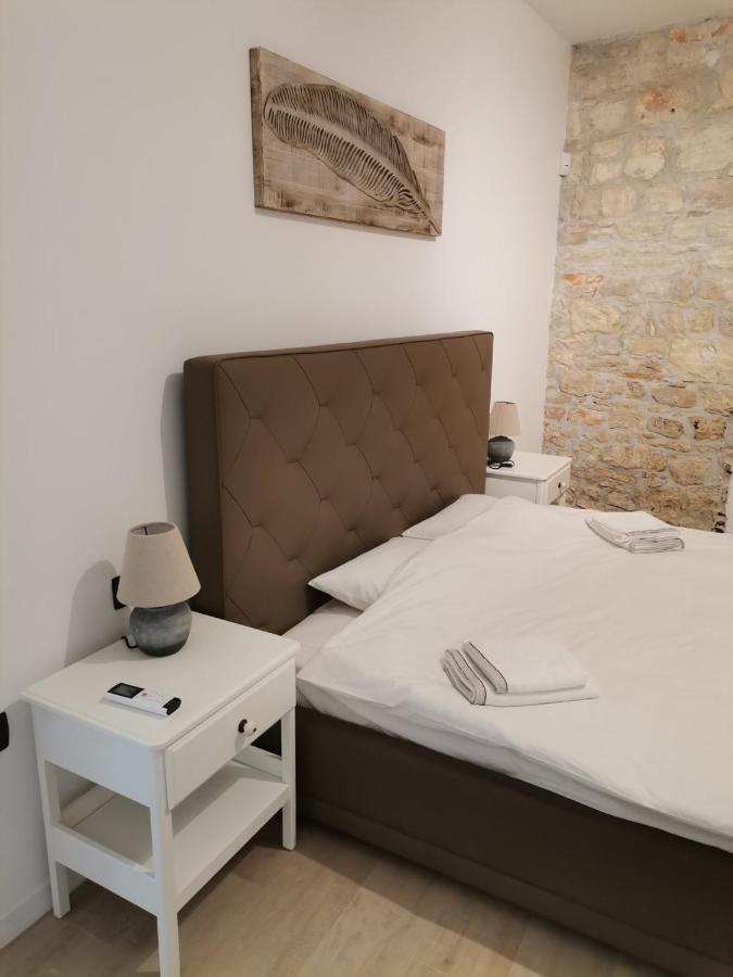 Apartvilla Castropola Екстериор снимка
